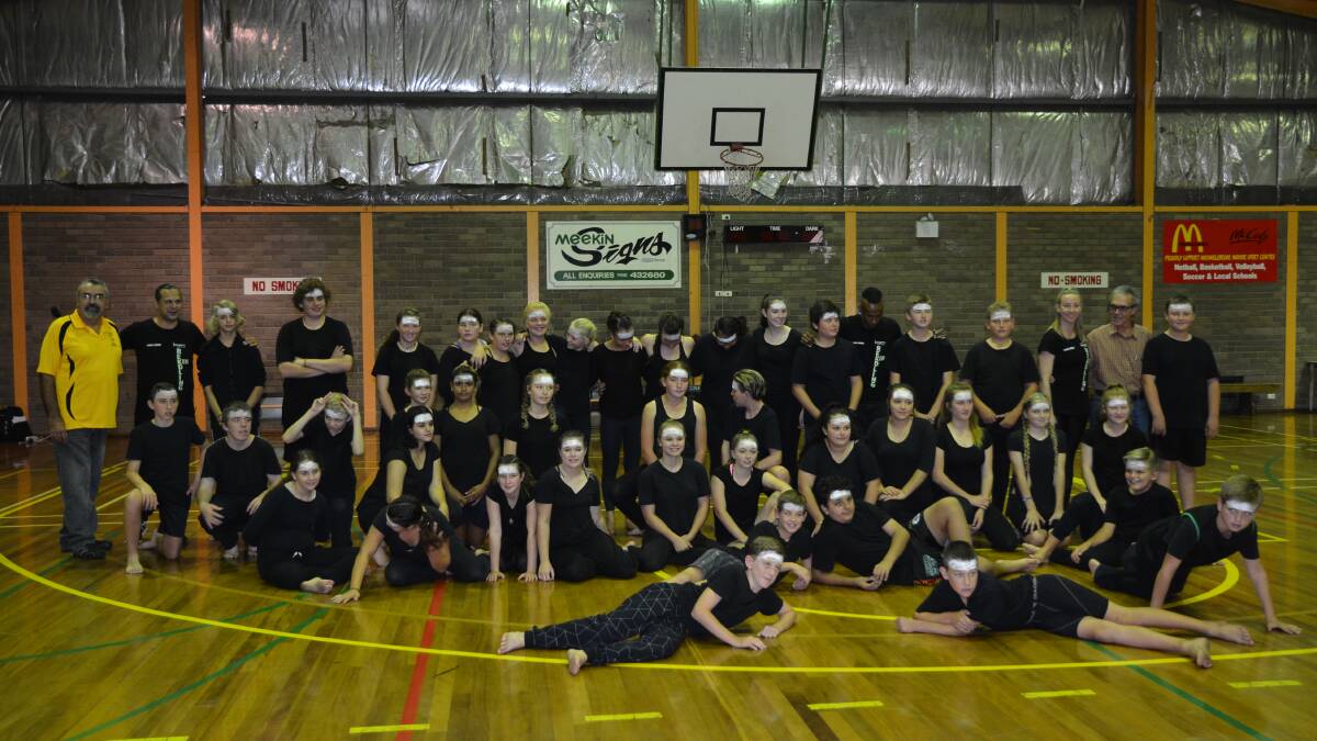 High School students from Singleton and Muswellbrook showed what they had learned during workshops with Bengarra Dance Theatre this week. The workshops resulted in a performance at Muswellbrook Indoor Sports Centre on Friday afternoon.