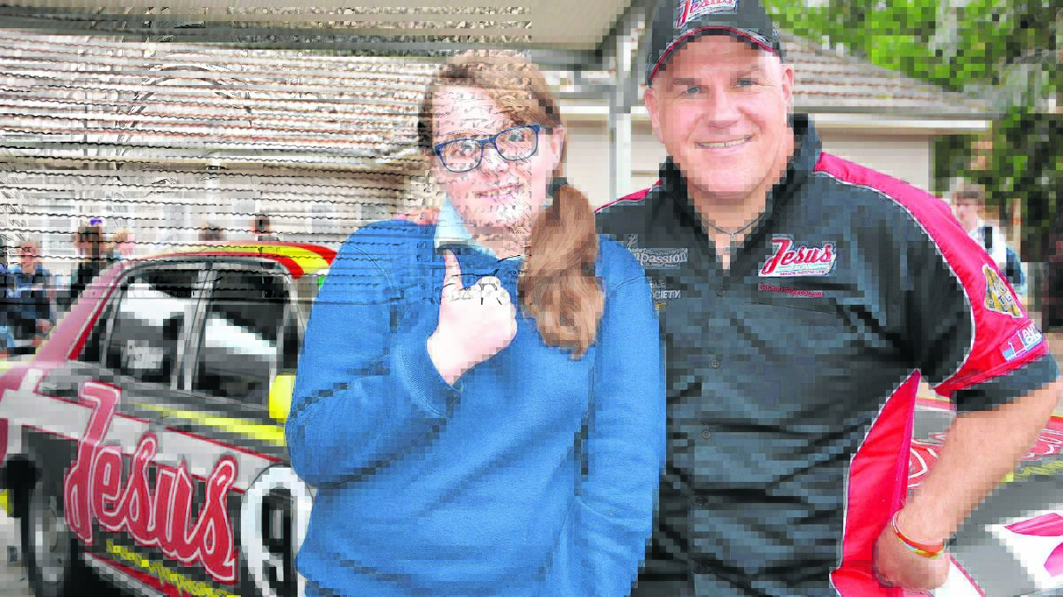 IMPORTANT MESSAGE:  Singleton High Student Tia Smith with professional racing car driver Andrew ‘Fishtail’Fisher who delivers his ‘Life Choices’ program to students around the country.