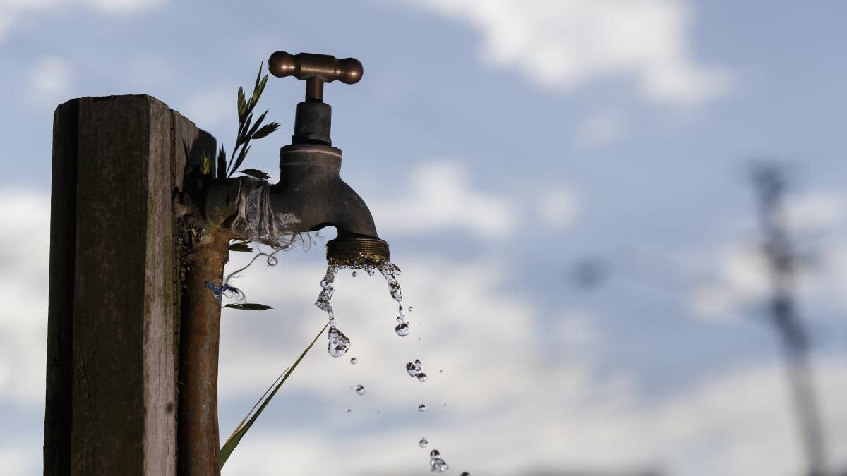 Call for Council to introduce water restrictions