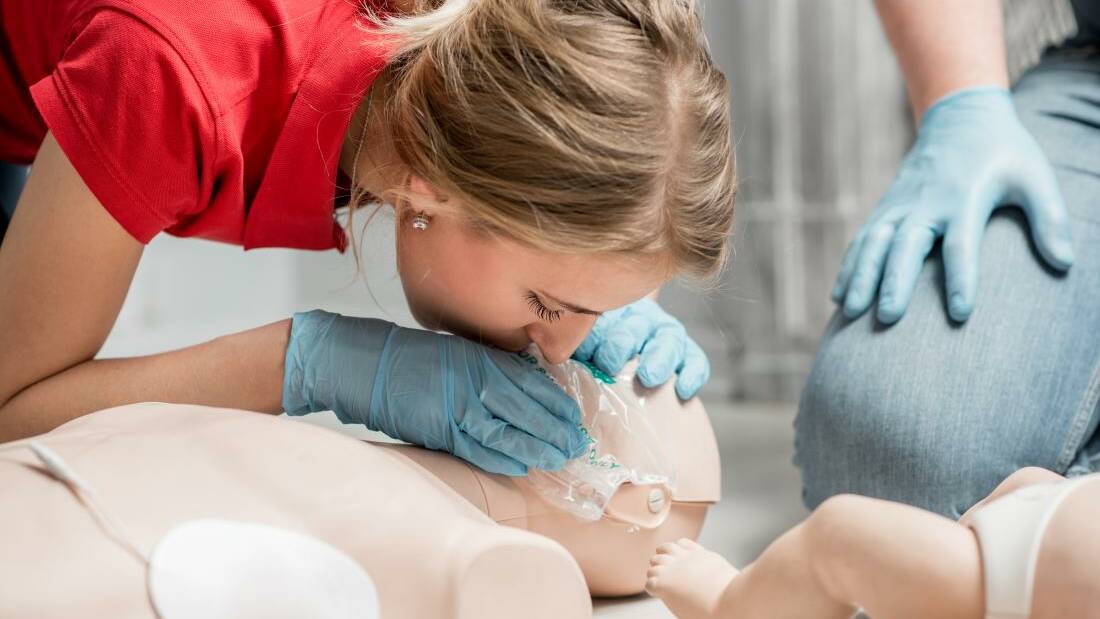 6 Compelling reasons adults need to learn first aid