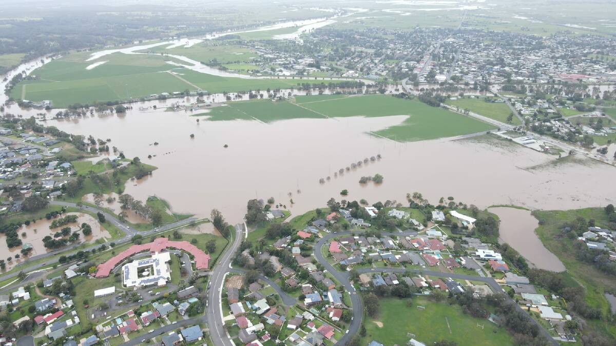 SINGLETON: Flood waters of the Hunter River in the town of Singleton on Sunday, November 28 2021. Picture: Rapid Relief Team
