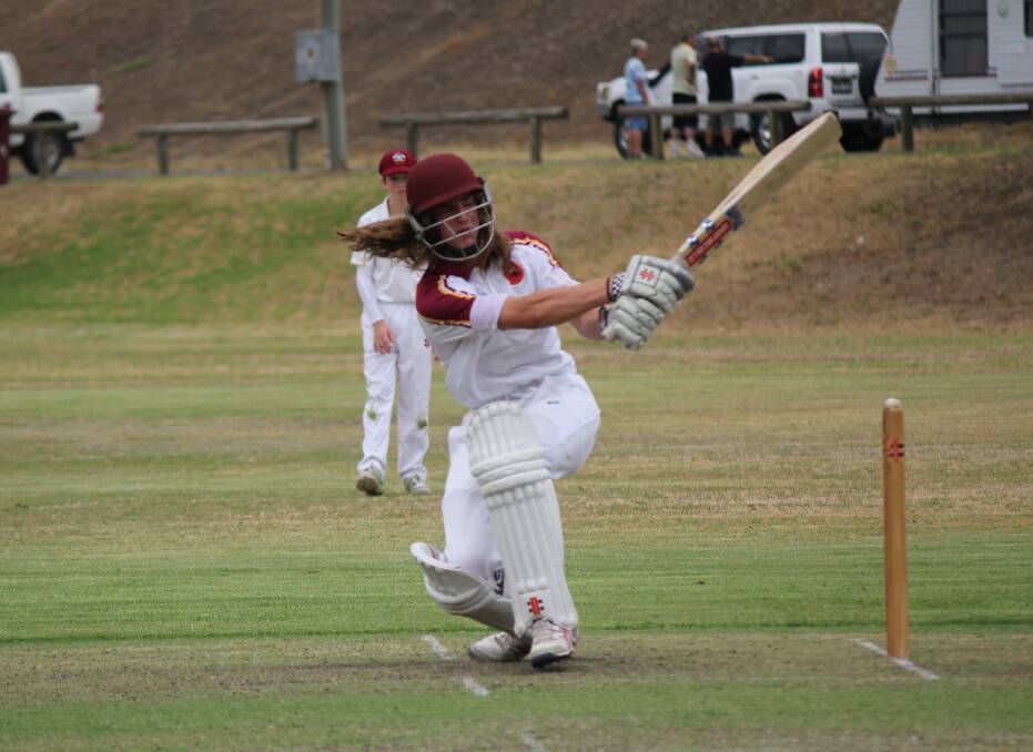 U16's Mick Taylor notched up an impressive half century (55) smashing successive 4's and a few 6's.