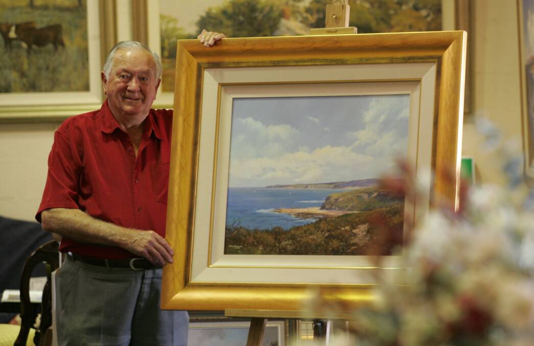 Bill Freeman, pictured here in 2006, ventured beyond Minmi in art and life, and he often depicted places he travelled to, especially his favourite fishing spots.