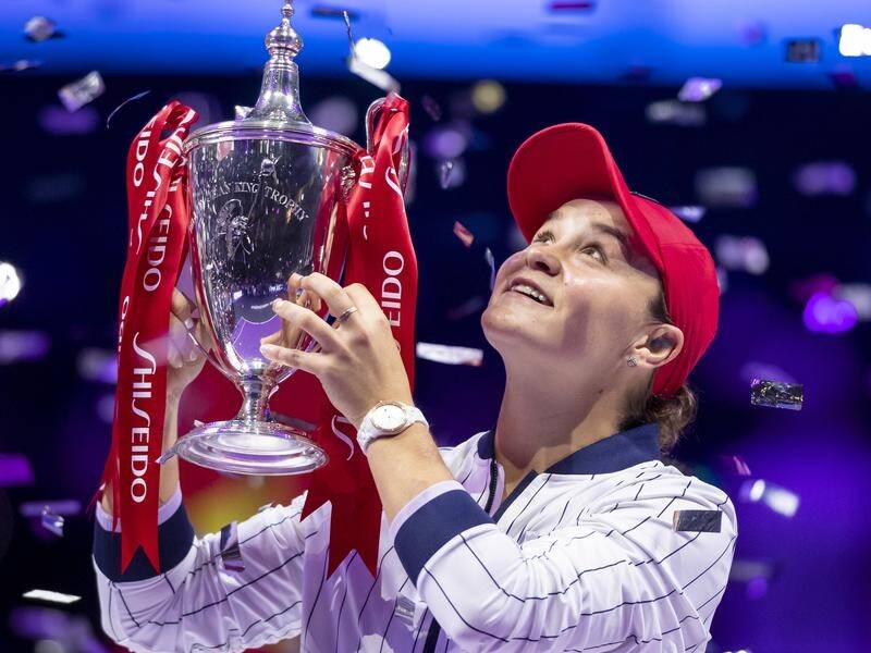 Ashleigh Barty has capped off a stellar year by beating Elina Svitolina in the WTA Finals decider.