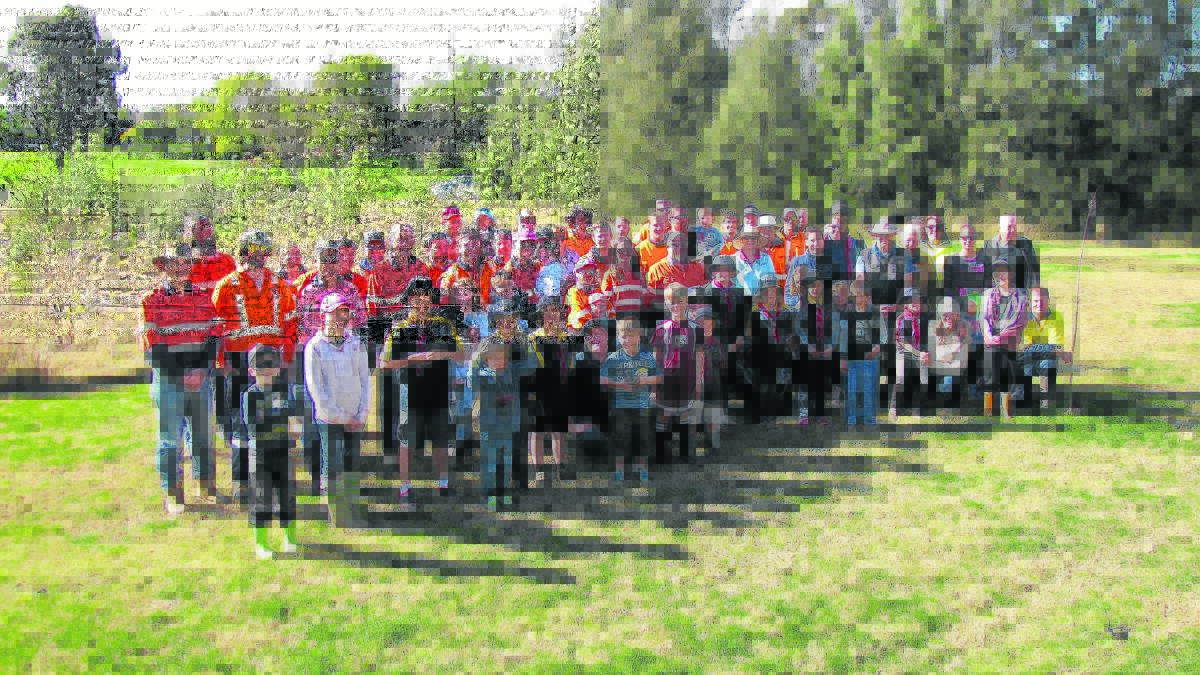 ALL HANDS ON DECK: A big contingent of community members took part in Singleton’s National Tree Day at the weekend.

