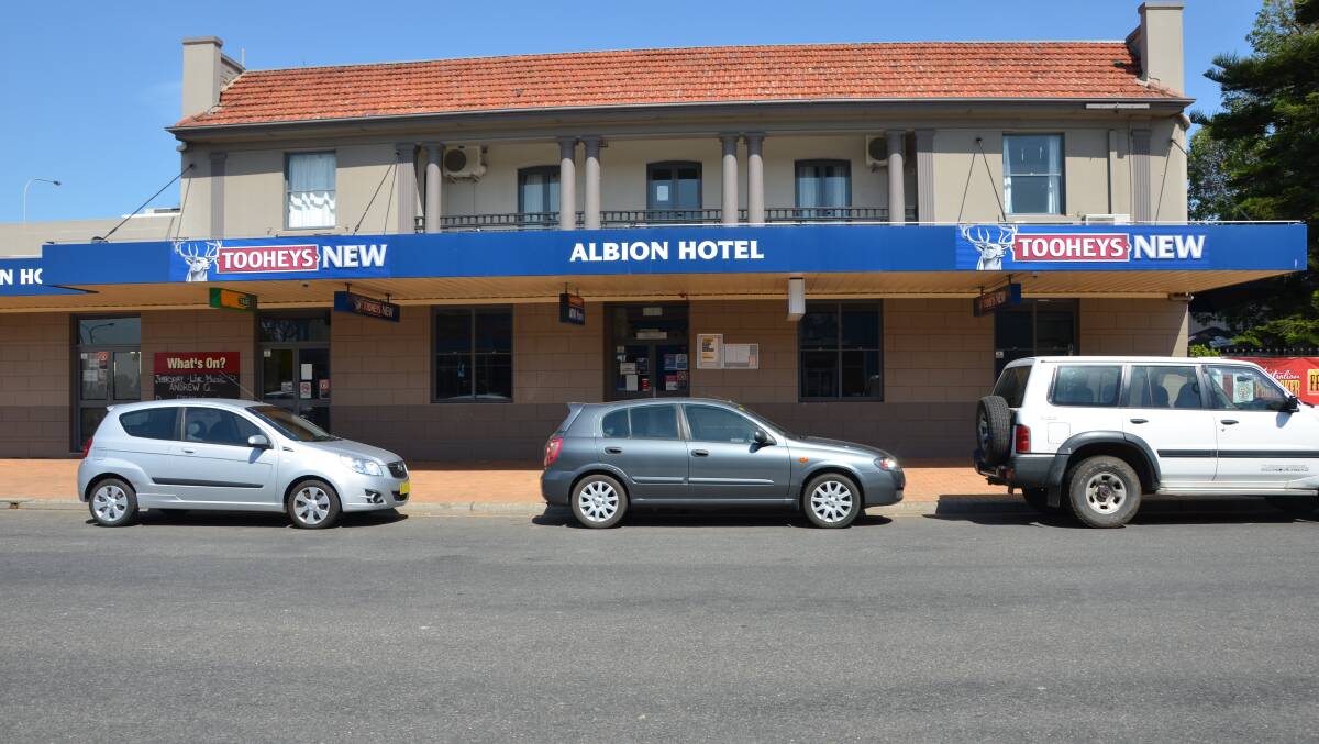 Albion Hotel in John Street