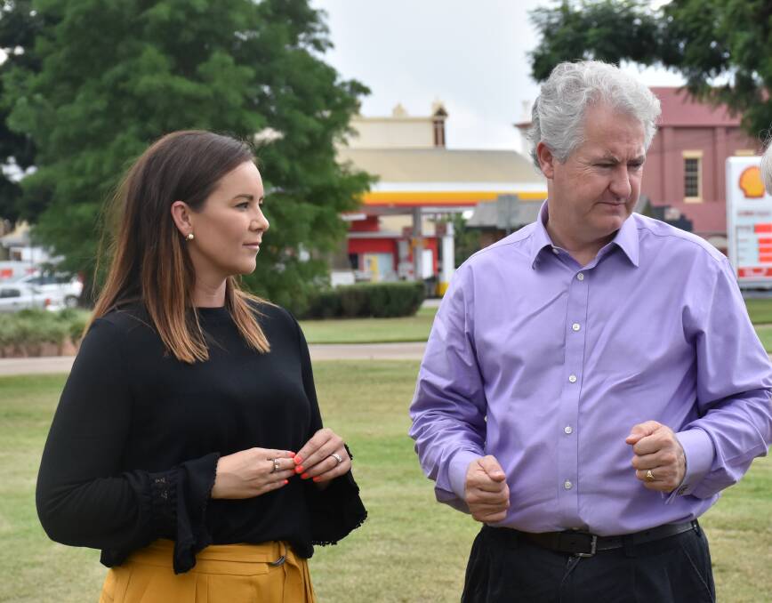 DISCUSSION TIME: Melanie Dagg (Country Labour Candidate for the Upper Hunter) with Adam Searle MLC (Leader of the Opposition in the Legislative Council and Shadow Minister for Industrial Relations, Industry, and Resources) in Singleton this morning.